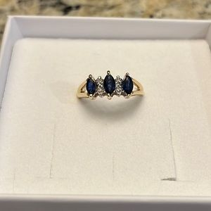 14k solid yellow gold 3 sapphire and diamond ring